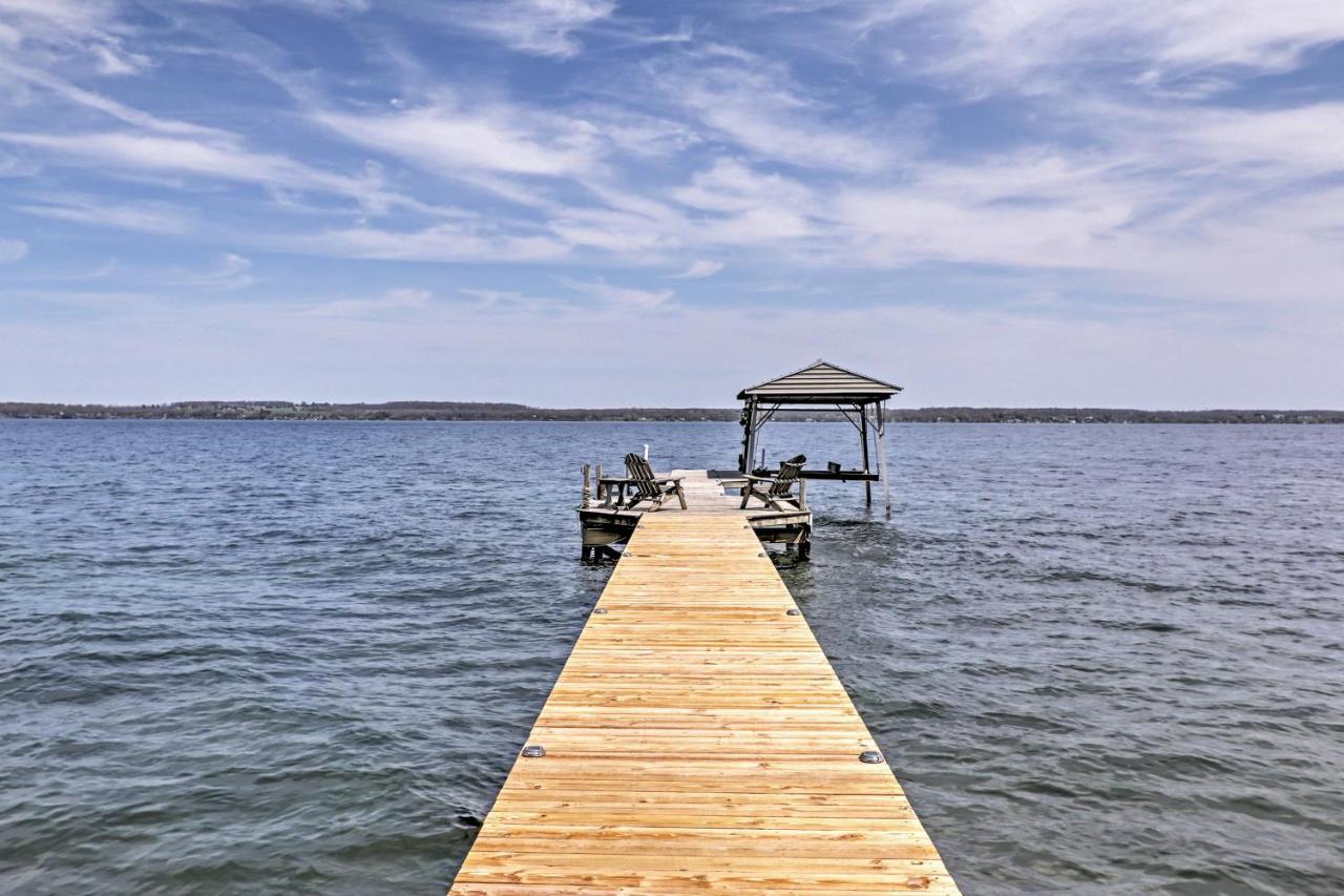 Waterfront Seneca Lake House Fire Pit And Boat Dock Geneva Exterior photo